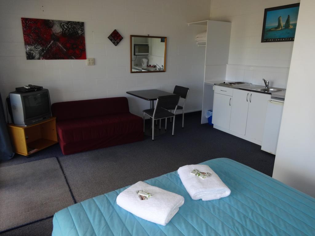 Ninety Mile Beach Holiday Park Waipapakauri Oda fotoğraf
